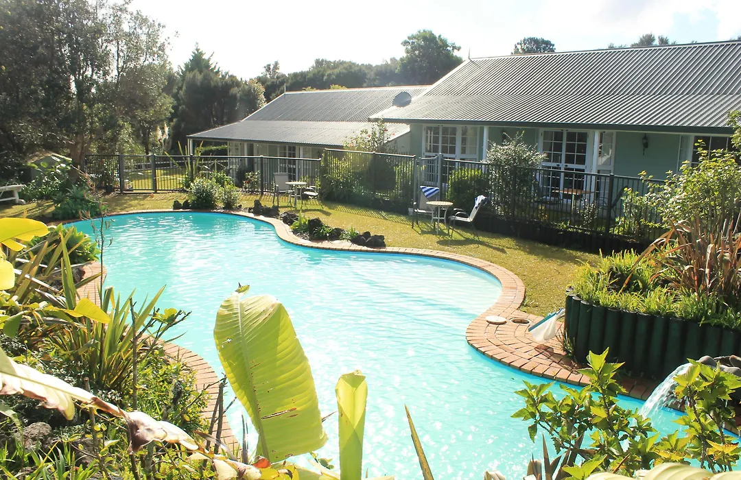 Ash Grove Boutique Motel-1