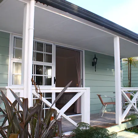 Ash Grove Boutique Motel-2